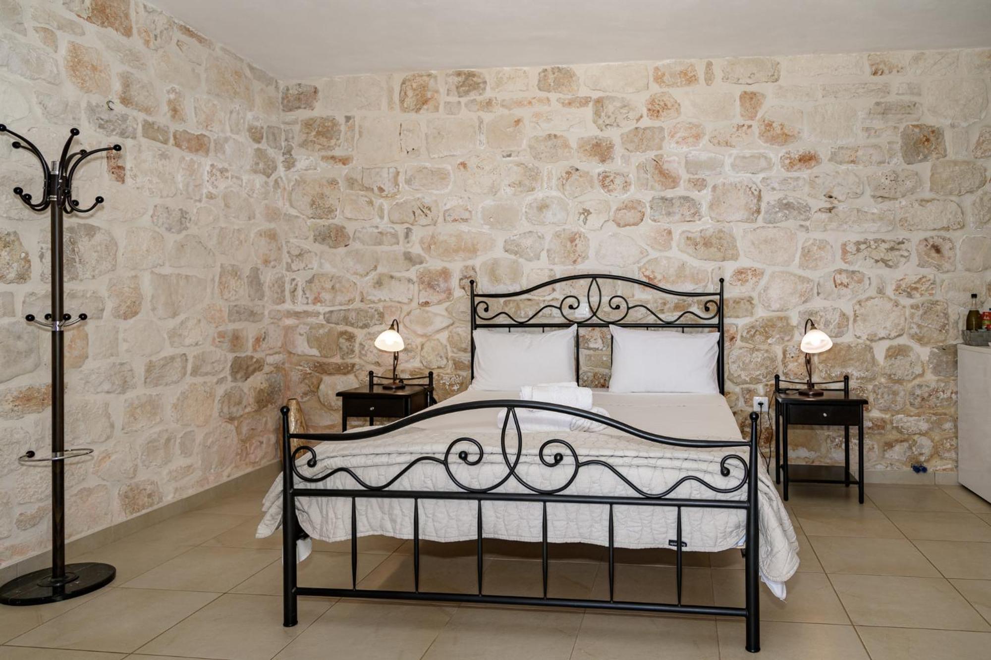 Villa Mare Studios Skinária Buitenkant foto
