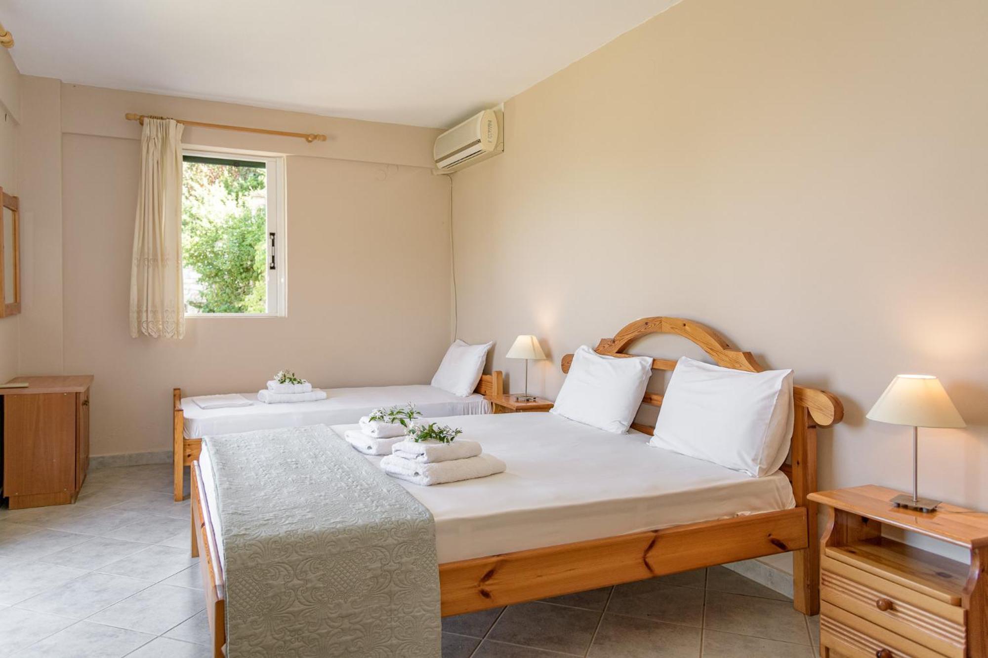 Villa Mare Studios Skinária Buitenkant foto