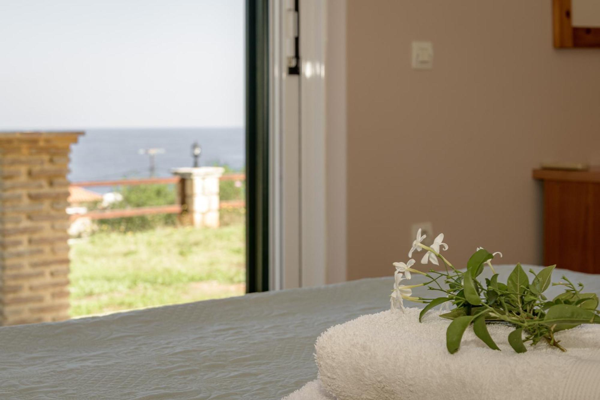 Villa Mare Studios Skinária Buitenkant foto